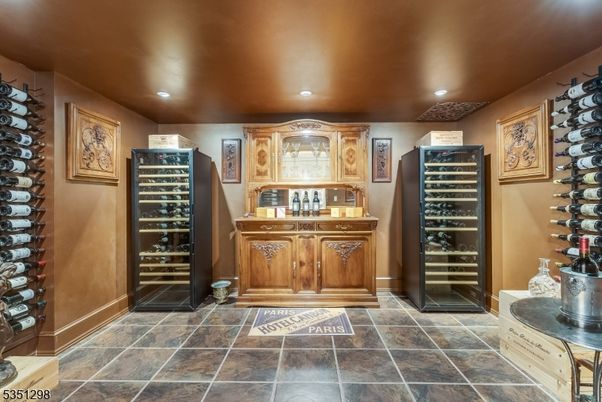 Interior, Recessed Lighting, Wine Storage