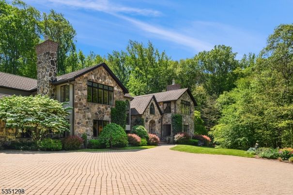 Backyard, Exterior, Facade, Tudor Revival