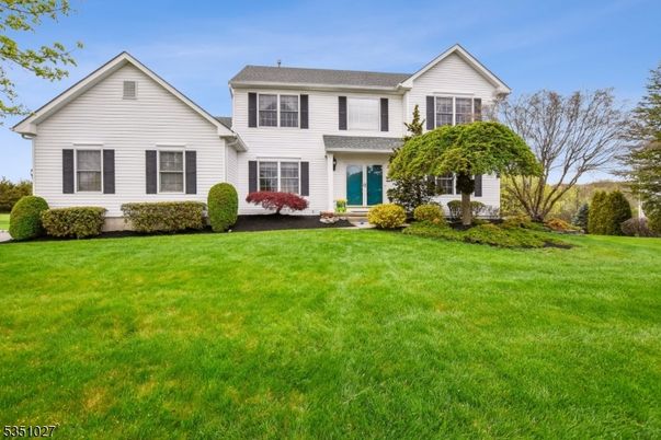 Backyard, Exterior, Facade, Farmhouse