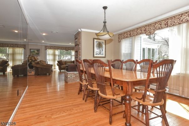 Dining room, Interior, Living room, Pendant Lights, Recessed Lighting, Wood Texture Flooring