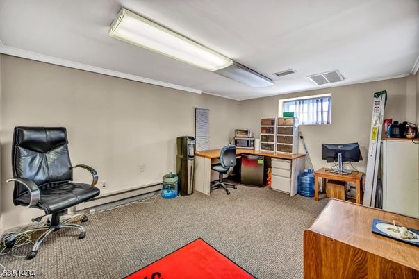 Home Office, Interior