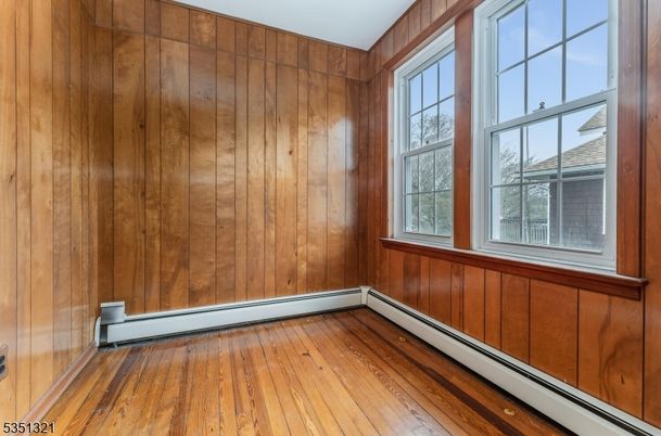 Empty room, Interior, Wood Texture Flooring, Wooden Walls