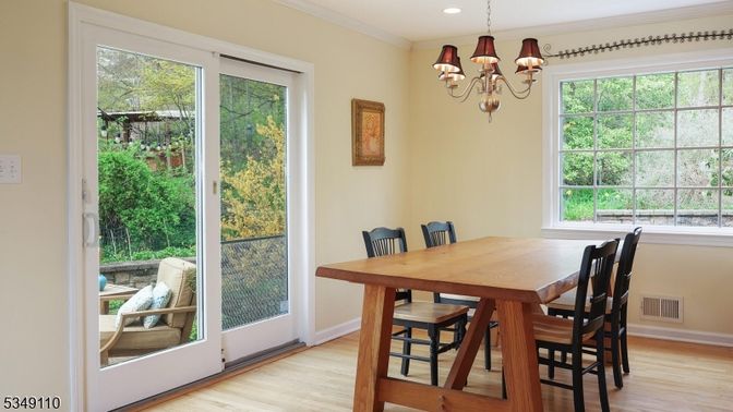 Chandelier, Dining room, Interior, Recessed Lighting, Wood Texture Flooring