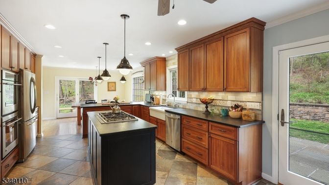 Interior, Kitchen, Pendant Lights, Recessed Lighting, Stainless Steel Appliances