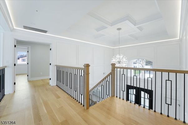 Interior, Pendant Lights, Recessed Lighting, Wood Texture Flooring