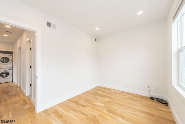 Empty room, Interior, Recessed Lighting, Washer, Wood Texture Flooring