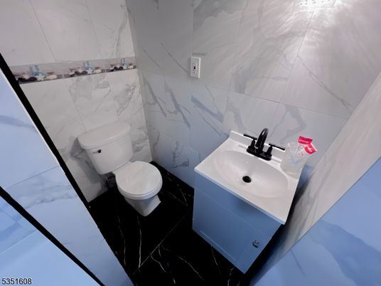 Bathroom, Interior, Marble, Marble Walls