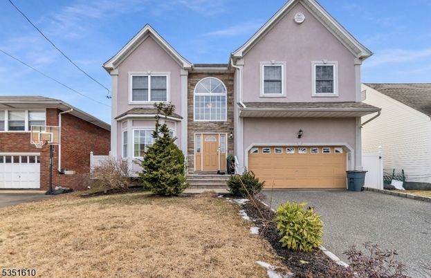 Attached, Exterior, Facade, Brick Facade, Rowhouse