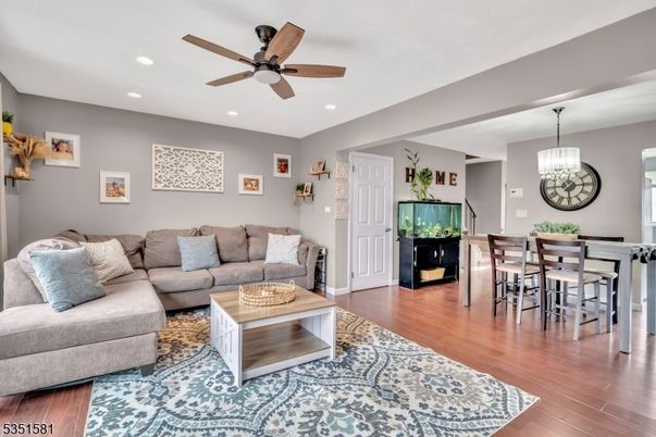 Chandelier, Dining room, Interior, Living room, Recessed Lighting, Wood Texture Flooring
