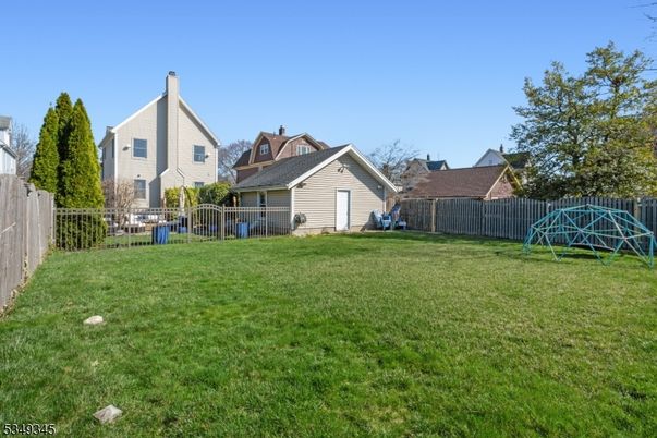 Backyard, Exterior, Playground