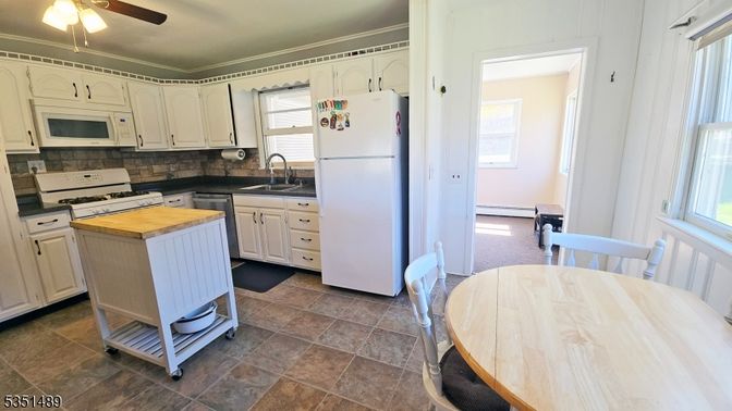 Dining room, Interior, Kitchen