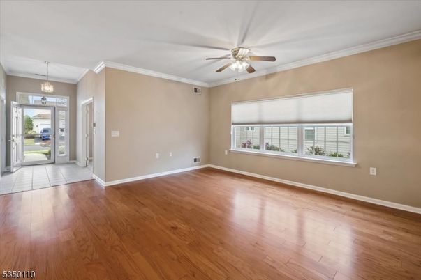 Empty room, Interior, Pendant Lights, Wood Texture Flooring