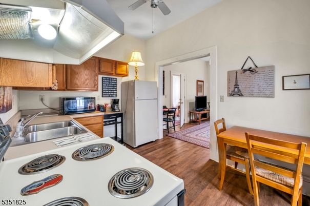 Dining room, Interior, Kitchen, Wood Texture Flooring
