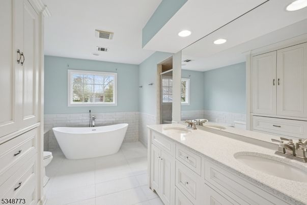 Bathroom, Dual Sink Vanities, Free Standing Baths, Interior, Recessed Lighting