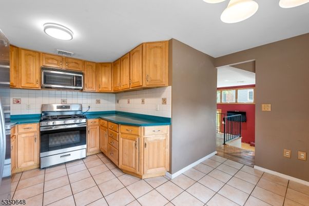 Interior, Kitchen, Stainless Steel Appliances