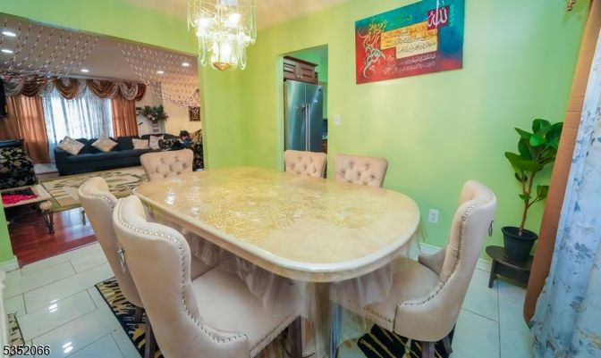 Chandelier, Dining room, Interior, Living room, Recessed Lighting, Wood Texture Flooring