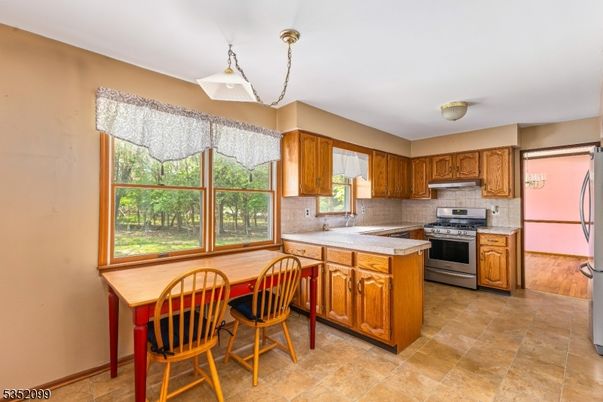 Interior, Kitchen, Pendant Lights, Stainless Steel Appliances