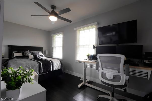 Bedroom, Home Office, Interior, Wood Texture Flooring