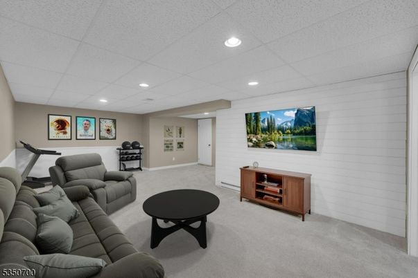 Fitness Equipment, Interior, Living room, Recessed Lighting