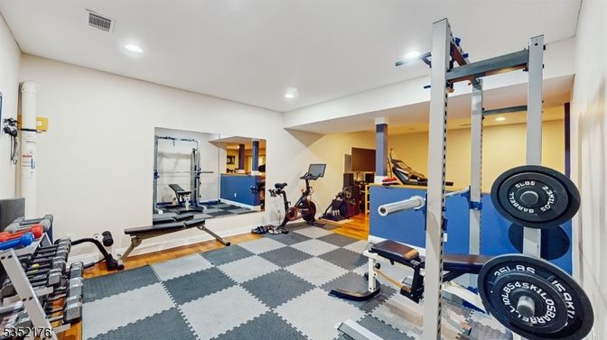 Fitness Equipment, Interior, Recessed Lighting, Wood Texture Flooring