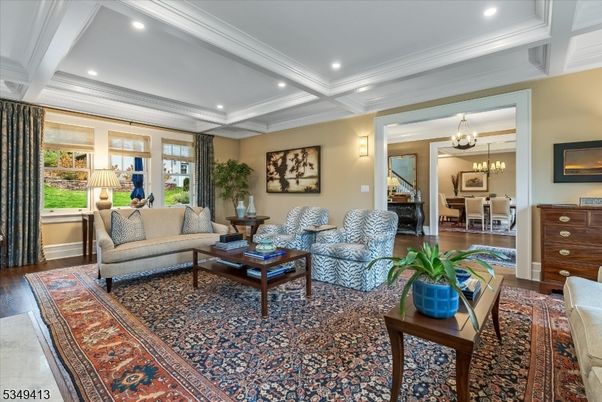 Chandelier, Dining room, Interior, Living room, Recessed Lighting, Wood Texture Flooring