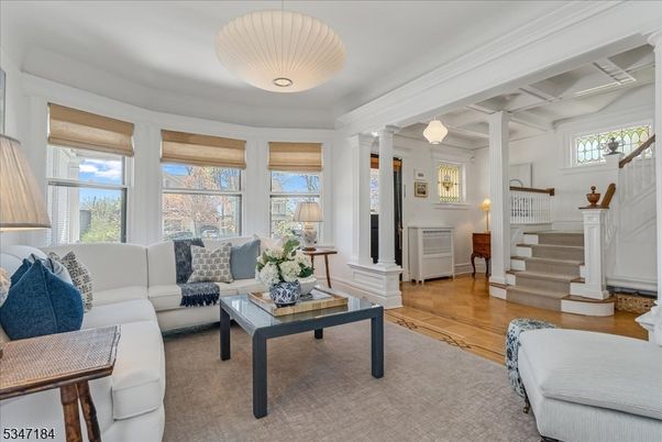 Interior, Living room, Pendant Lights, Wood Texture Flooring