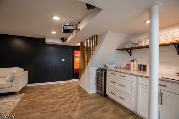 Interior, Recessed Lighting, Wood Texture Flooring