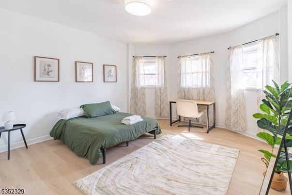 Bedroom, Home Office, Interior, Wood Texture Flooring
