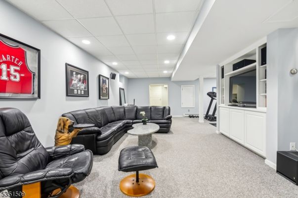 Fitness Equipment, Interior, Living room, Recessed Lighting