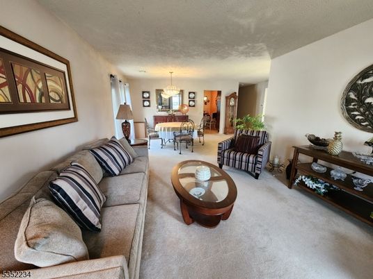 Chandelier, Dining room, Interior, Living room