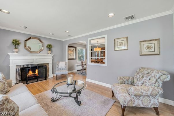 Fireplace, Interior, Living room, Pendant Lights, Recessed Lighting, Wood Texture Flooring