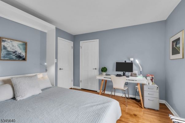 Bedroom, Home Office, Interior, Wood Texture Flooring