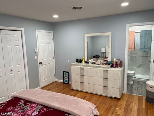 Bathroom, Interior, Recessed Lighting, Wood Texture Flooring