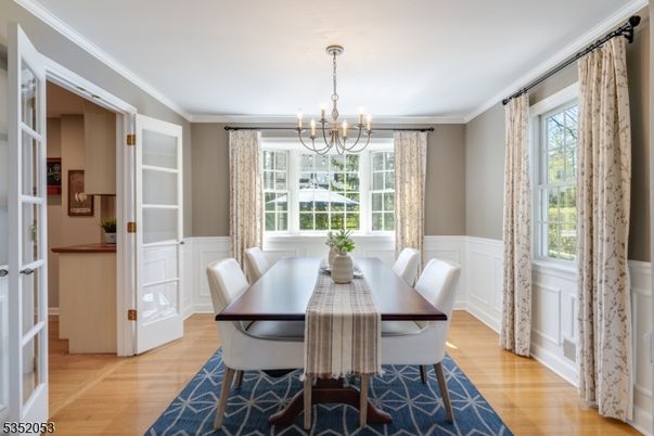 Chandelier, Dining room, Interior, Wood Texture Flooring