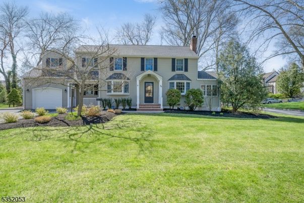 Attached, Backyard, Exterior, Facade, Georgian