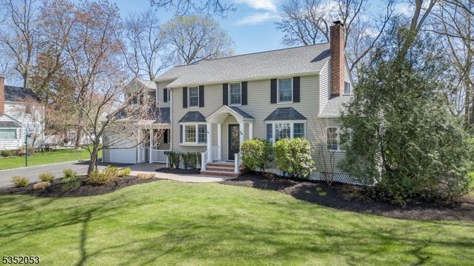 Attached, Backyard, Exterior, Facade, Georgian