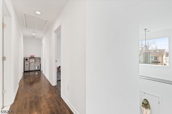 Interior, Pendant Lights, Recessed Lighting, Wood Texture Flooring