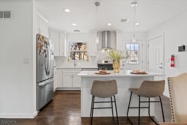 Interior, Kitchen, Pendant Lights, Recessed Lighting, Wood Texture Flooring
