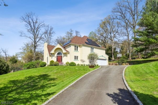 Attached, Exterior, Facade, Solar Panels, French Provincial