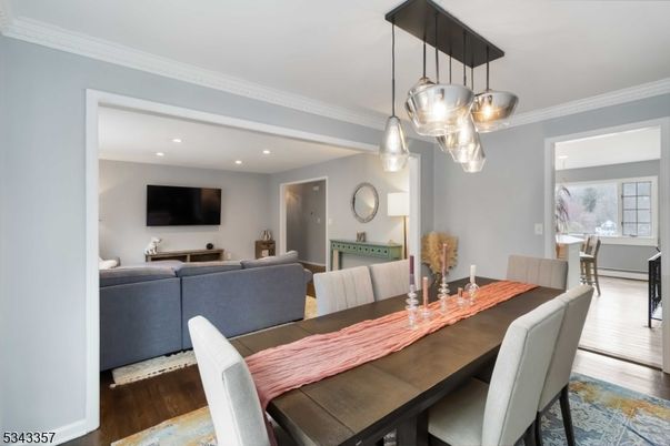 Dining room, Interior, Living room, Pendant Lights, Recessed Lighting, Wood Texture Flooring