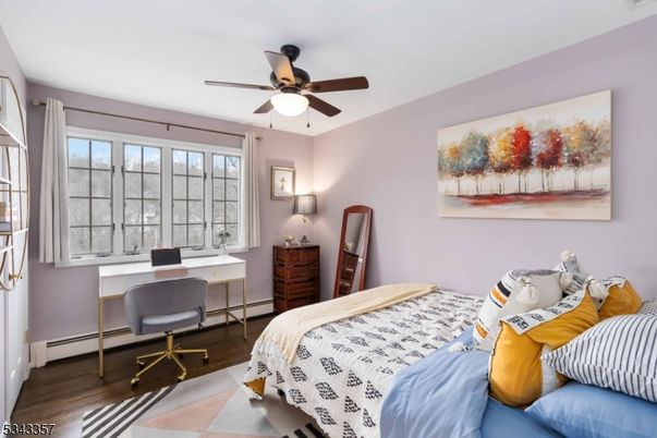 Bedroom, Home Office, Interior, Wood Texture Flooring