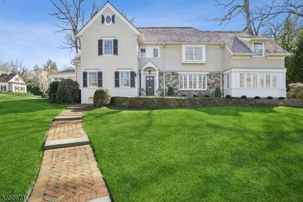 Backyard, Exterior, Facade, Farmhouse