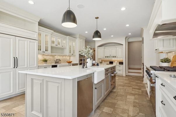 Interior, Kitchen, Pendant Lights, Recessed Lighting, Stainless Steel Appliances