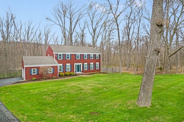 Attached, Backyard, Exterior, Facade, Georgian