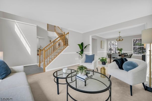 Chandelier, Dining room, Interior, Living room