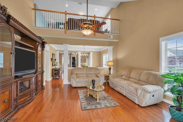 Chandelier, Dining room, Interior, Living room, Recessed Lighting, Wood Texture Flooring
