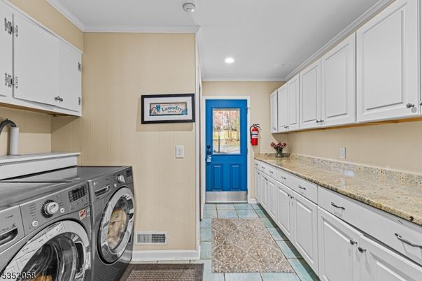 Interior, Recessed Lighting, Washer
