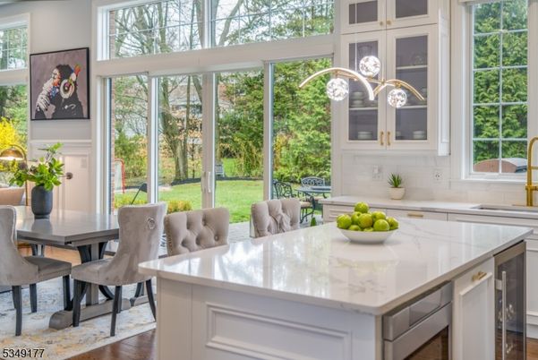Dining room, Interior, Kitchen, Pendant Lights, Wood Texture Flooring