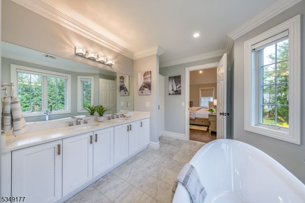 Bathroom, Dual Sink Vanities, Free Standing Baths, Interior, Recessed Lighting