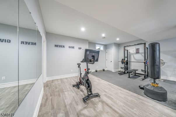 Fitness Equipment, Interior, Recessed Lighting, Wood Texture Flooring